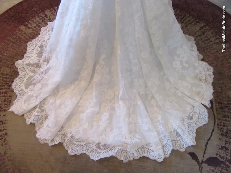 Allure Bridals 2663