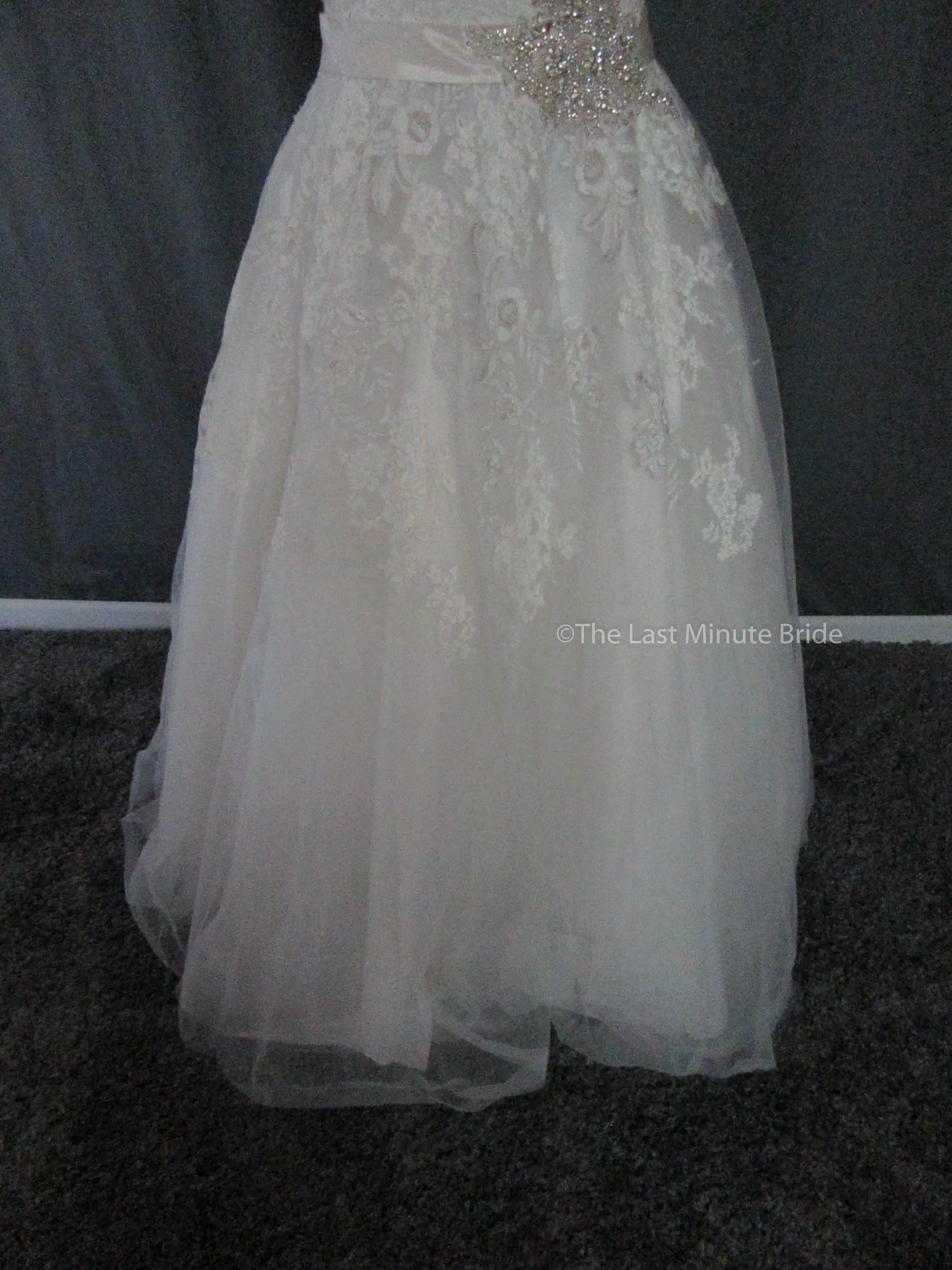 Allure Bridals 2809