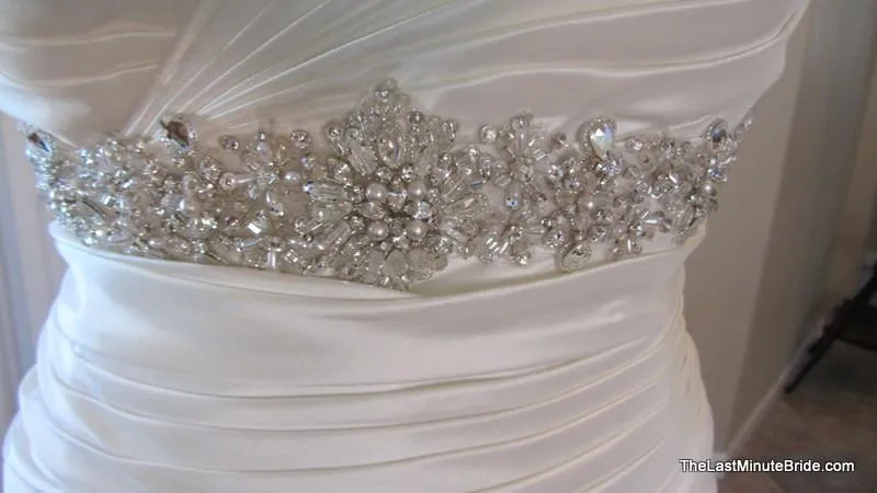 Allure Bridals 8859
