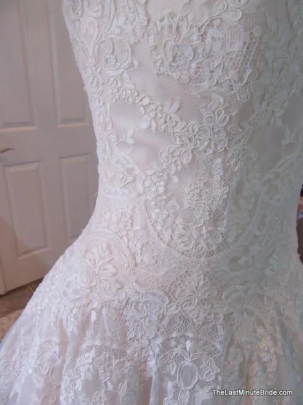 Allure Bridals 9121 size 16