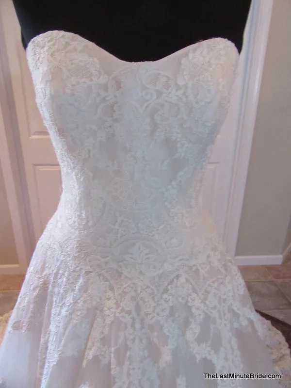 Allure Bridals 9121 size 16