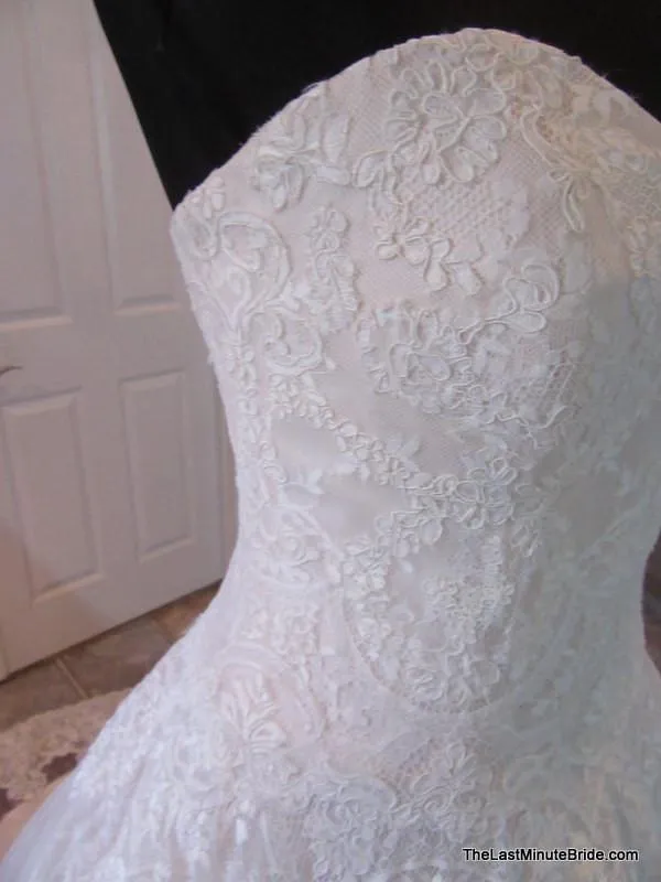 Allure Bridals 9121 size 16