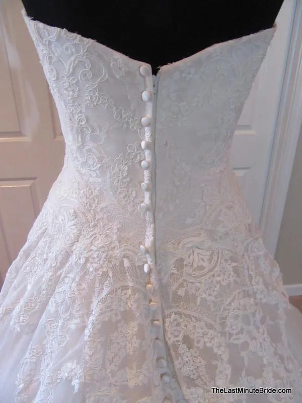 Allure Bridals 9121 size 16