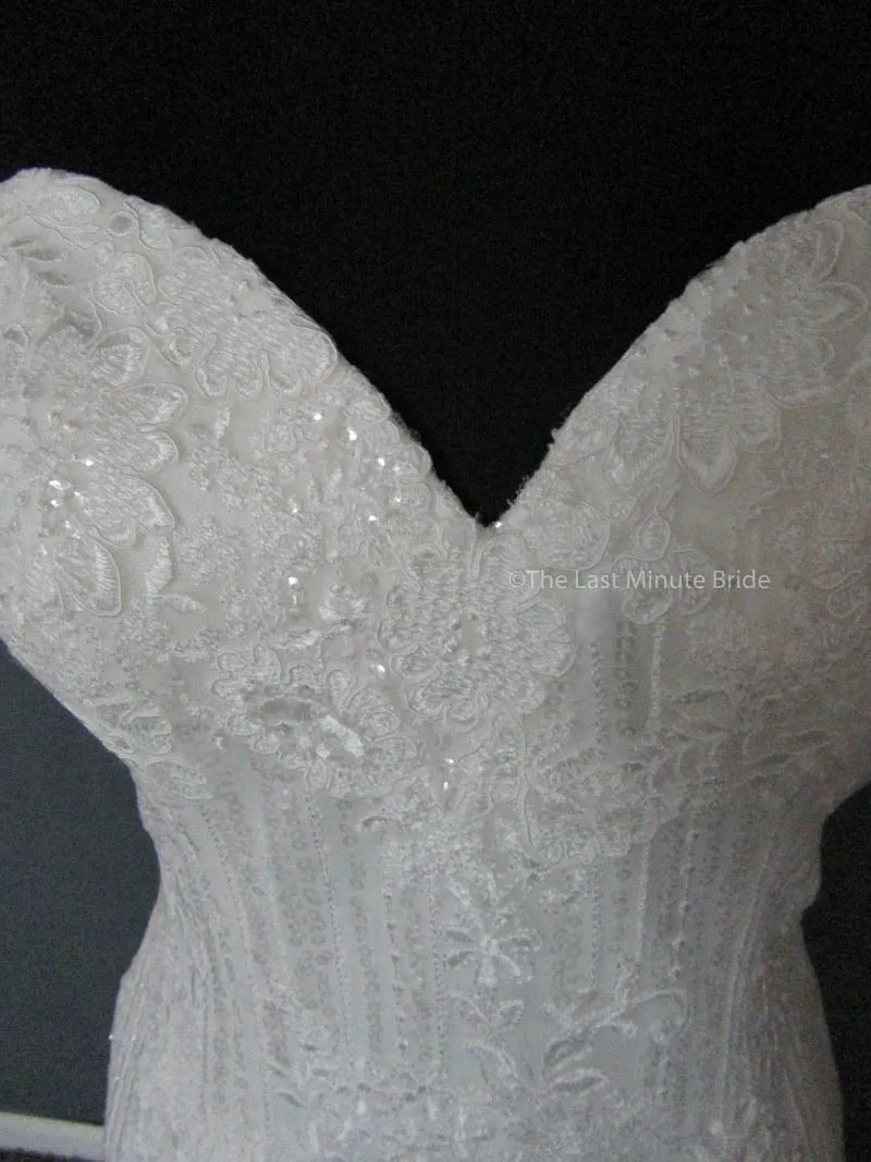 Allure Bridals 9350 Size 2