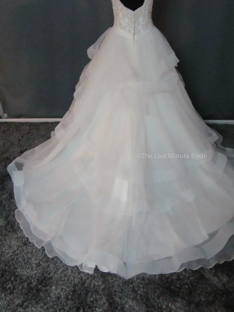 Allure Bridals 9418