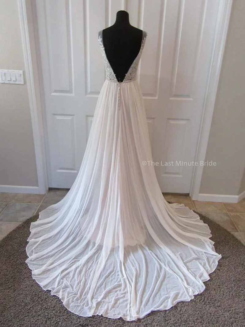 Allure Bridals style 3166