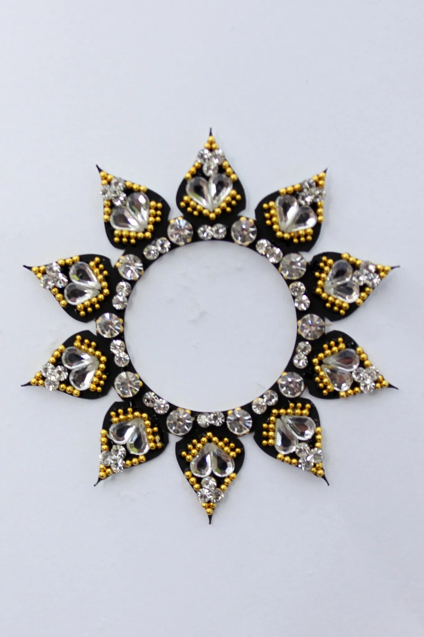 Belly Bindi