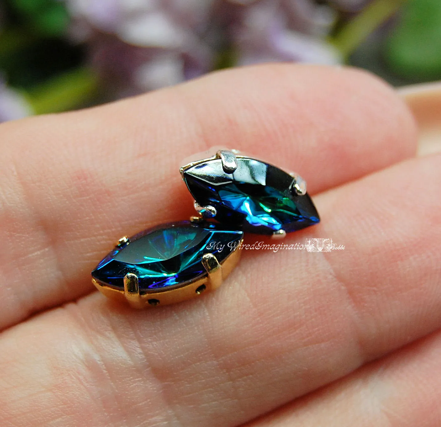 Bermuda Blue, Vintage Swarovski, 2 Pieces 15x7mm Navette With Setting