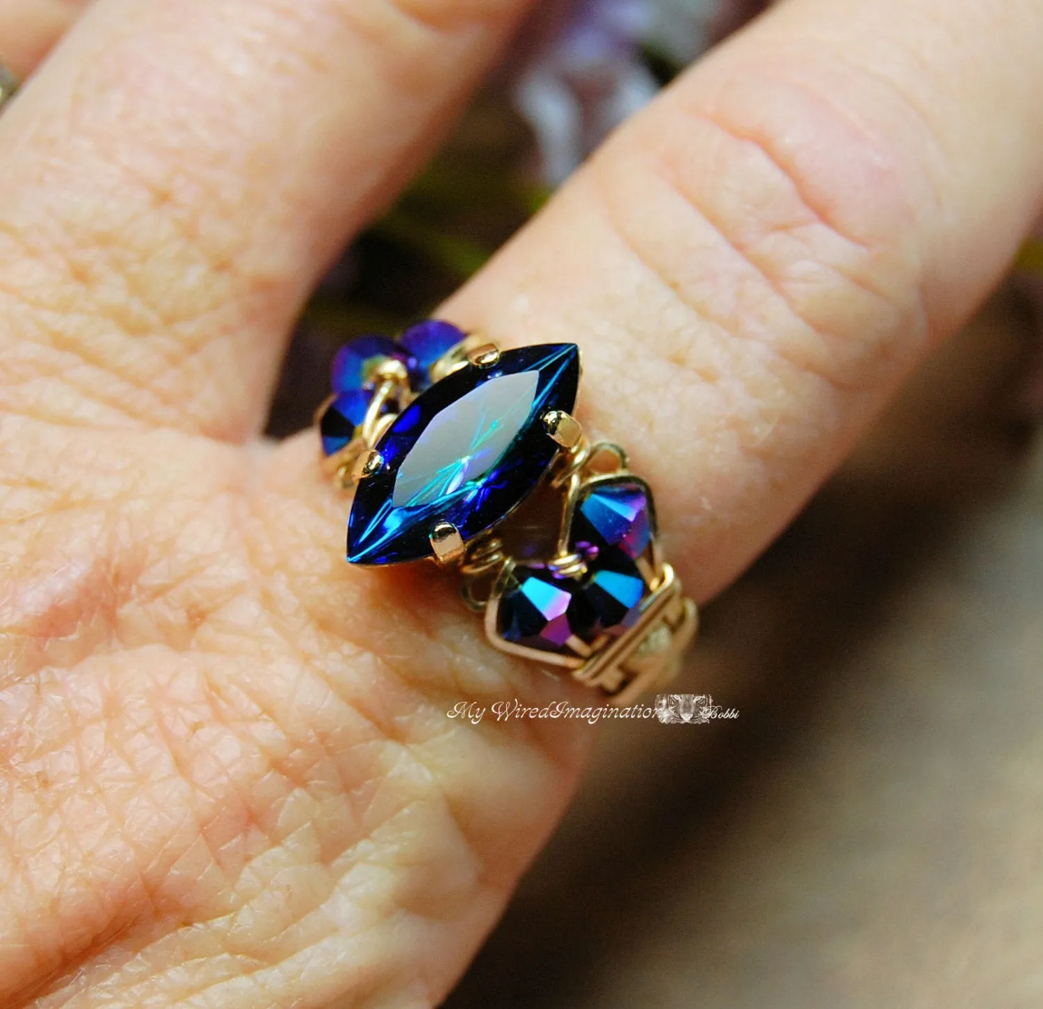 Bermuda Blue, Vintage Swarovski, 2 Pieces 15x7mm Navette With Setting