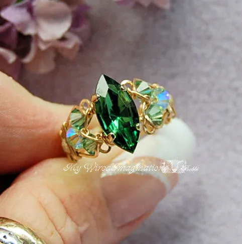 Blue Zircon, Vintage Swarovski 15x7mm Navette, With Setting