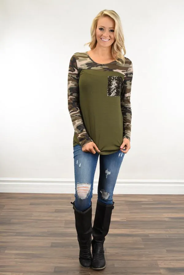 Camo Sparkle Pocket Top ~ Olive