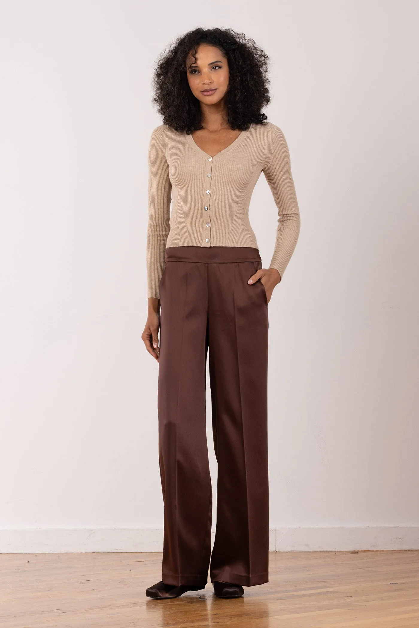 CARLA Satin Brown