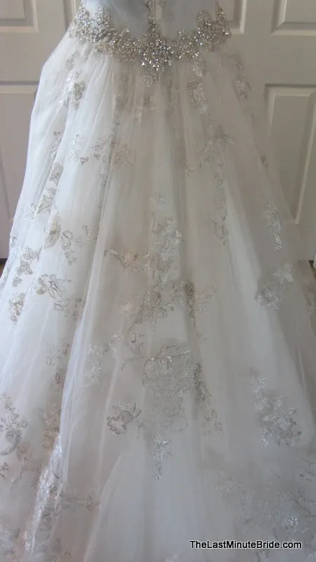 CB Couture by Casablanca B081