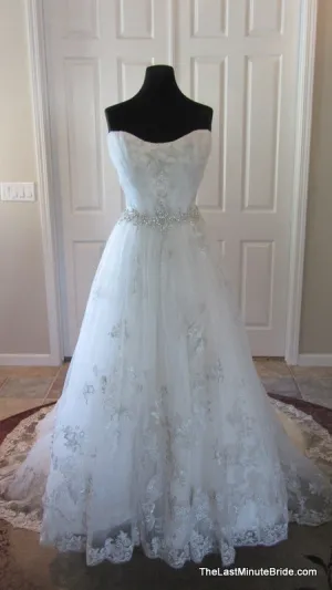 CB Couture by Casablanca B081