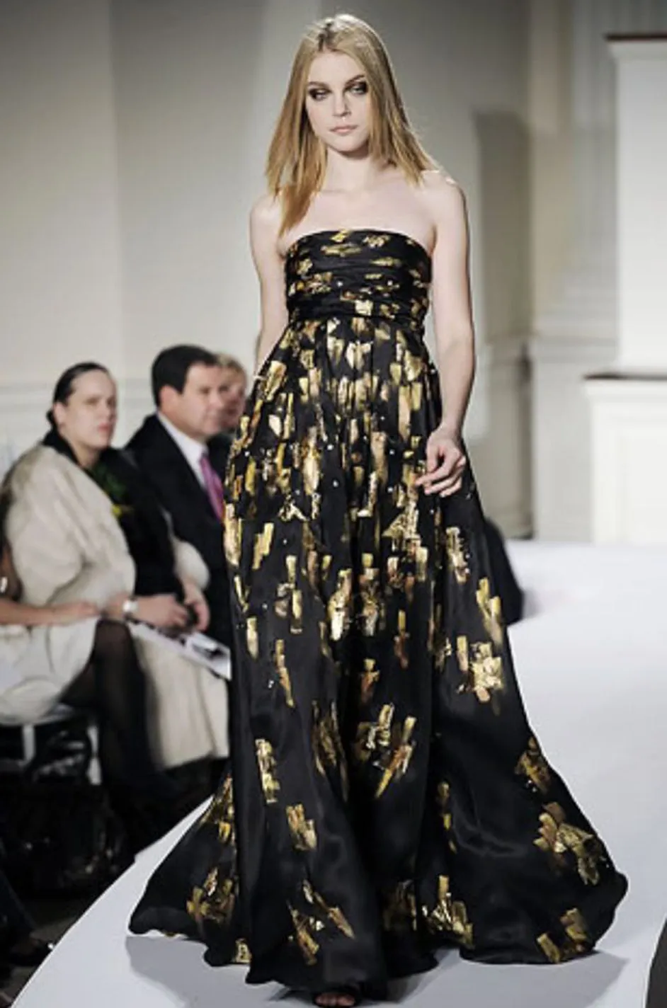 Fall 2008 Oscar De La Renta Strapless Hand Painted Gold & Black Silk Dress