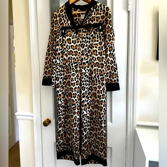 Kate Spade Meow Leopard Print Pajama Set