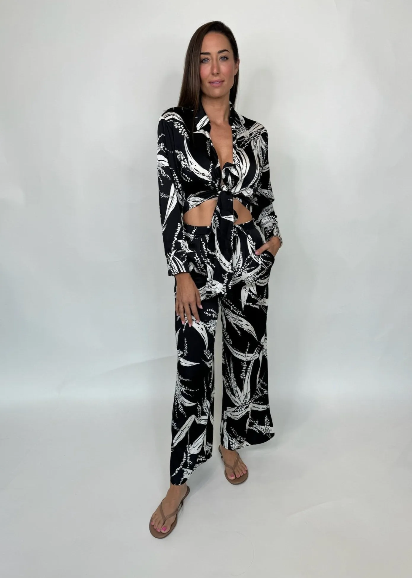KLD Satin Printed Wide Leg Pants Black