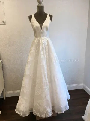 Lea Ann Belter Sofia