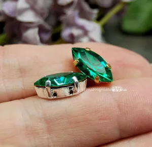 Light Emerald Vintage Swarovski, 2 Pcs 15x7mm Navette With Sew On Setting