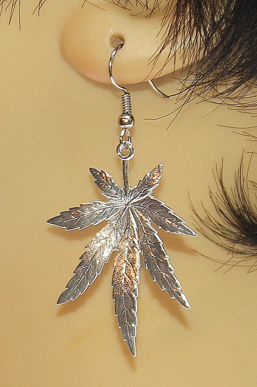 Metal Pot Leaf Earrings