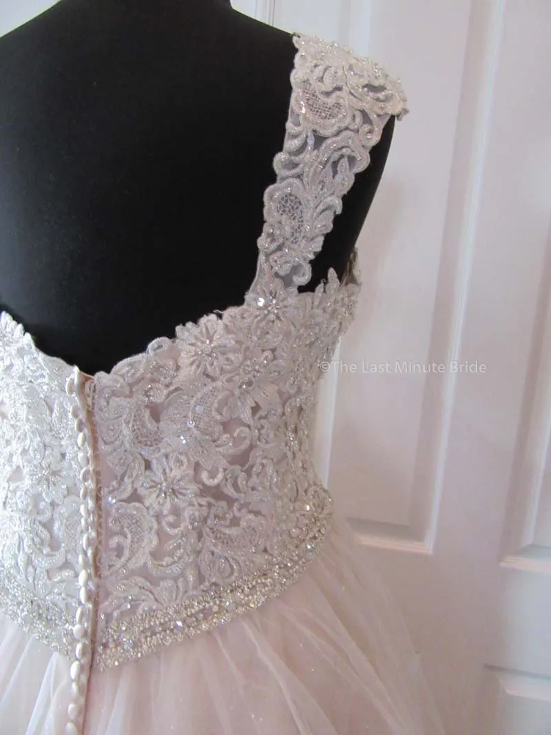 Mori Lee 8126