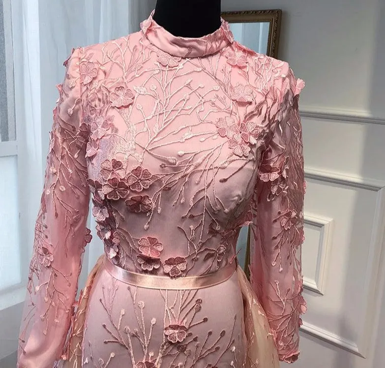 Muslim Romantic Pink Long Sleeves Evening Dresses High Neck Handmade Flowers Evening Gowns