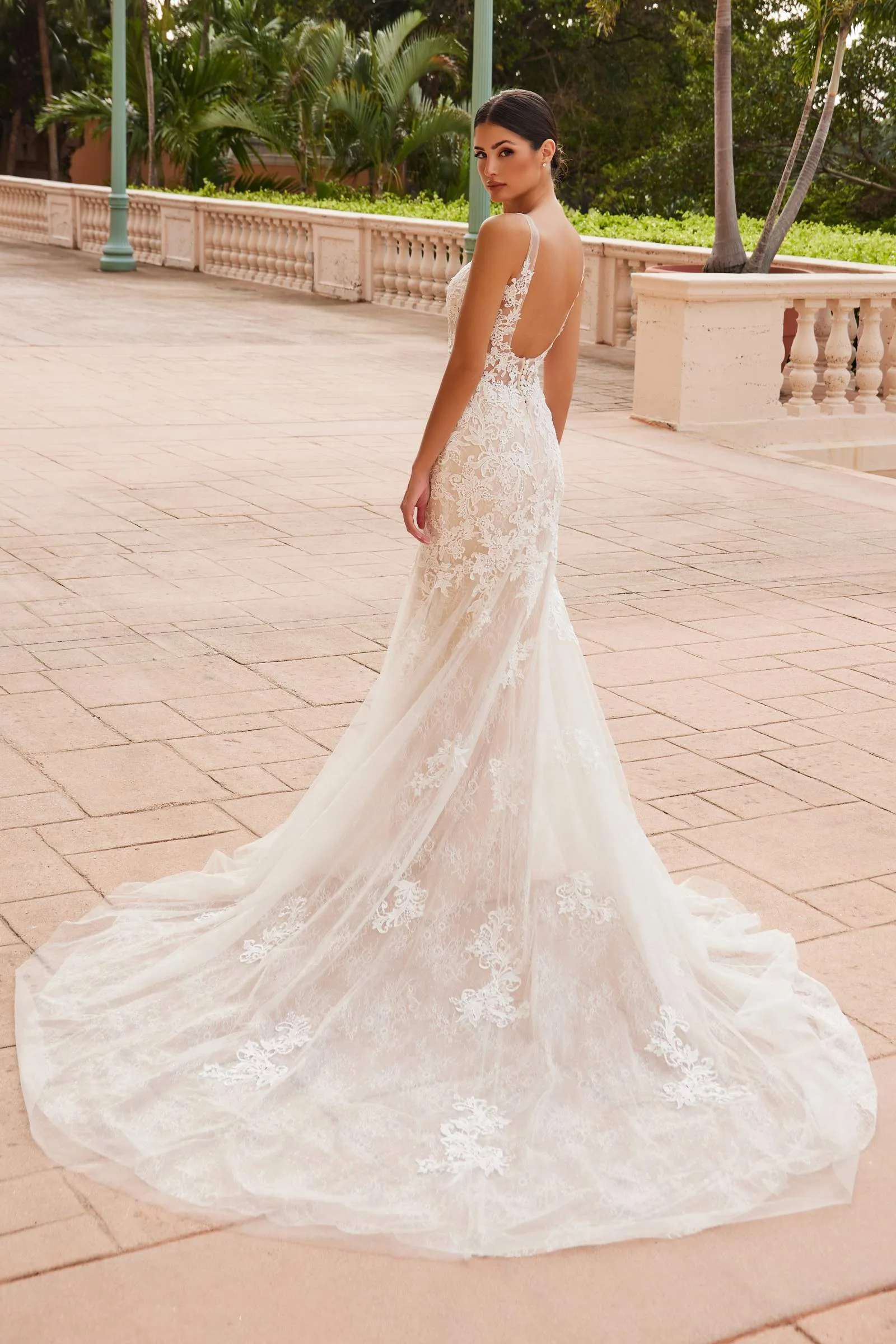 Nox Anabel H493 Classical V-Neckline Lace Mermaid Gown