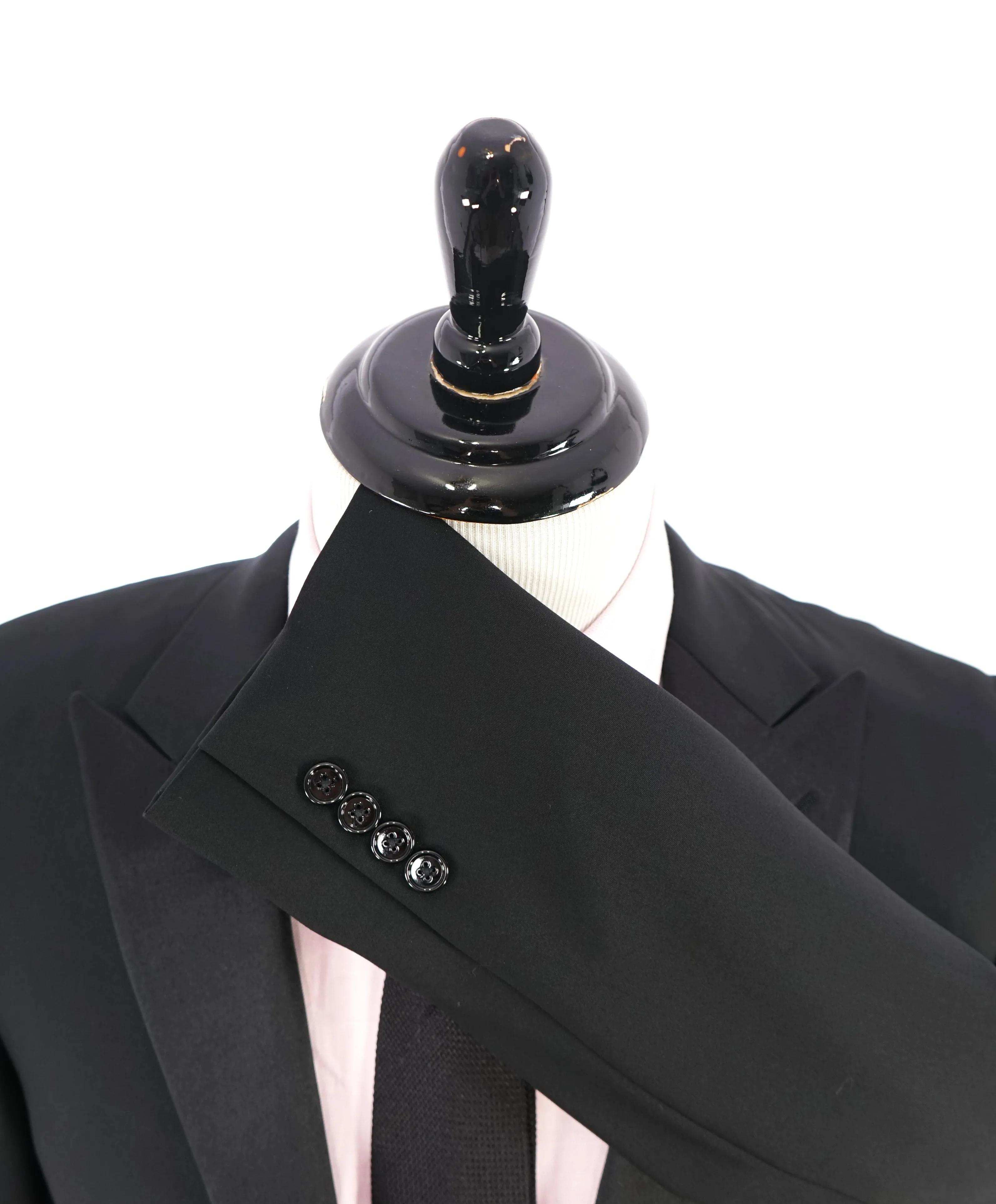 RALPH LAUREN BLACK LABEL - Peak Lapel Black Tuxedo Suit With Side Tabs - 40L