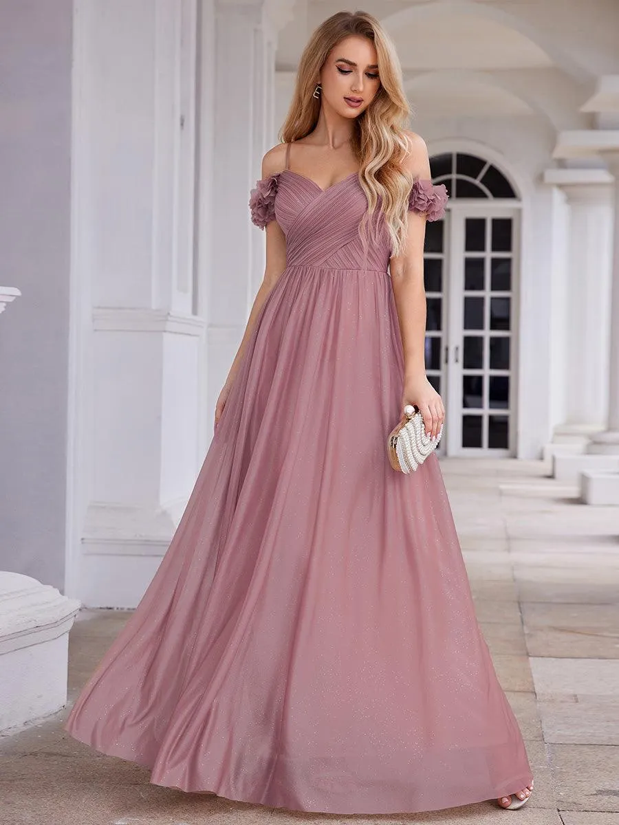 Robe de soirée plissée étincelante à col en V et épaules dénudées avec détails floraux
