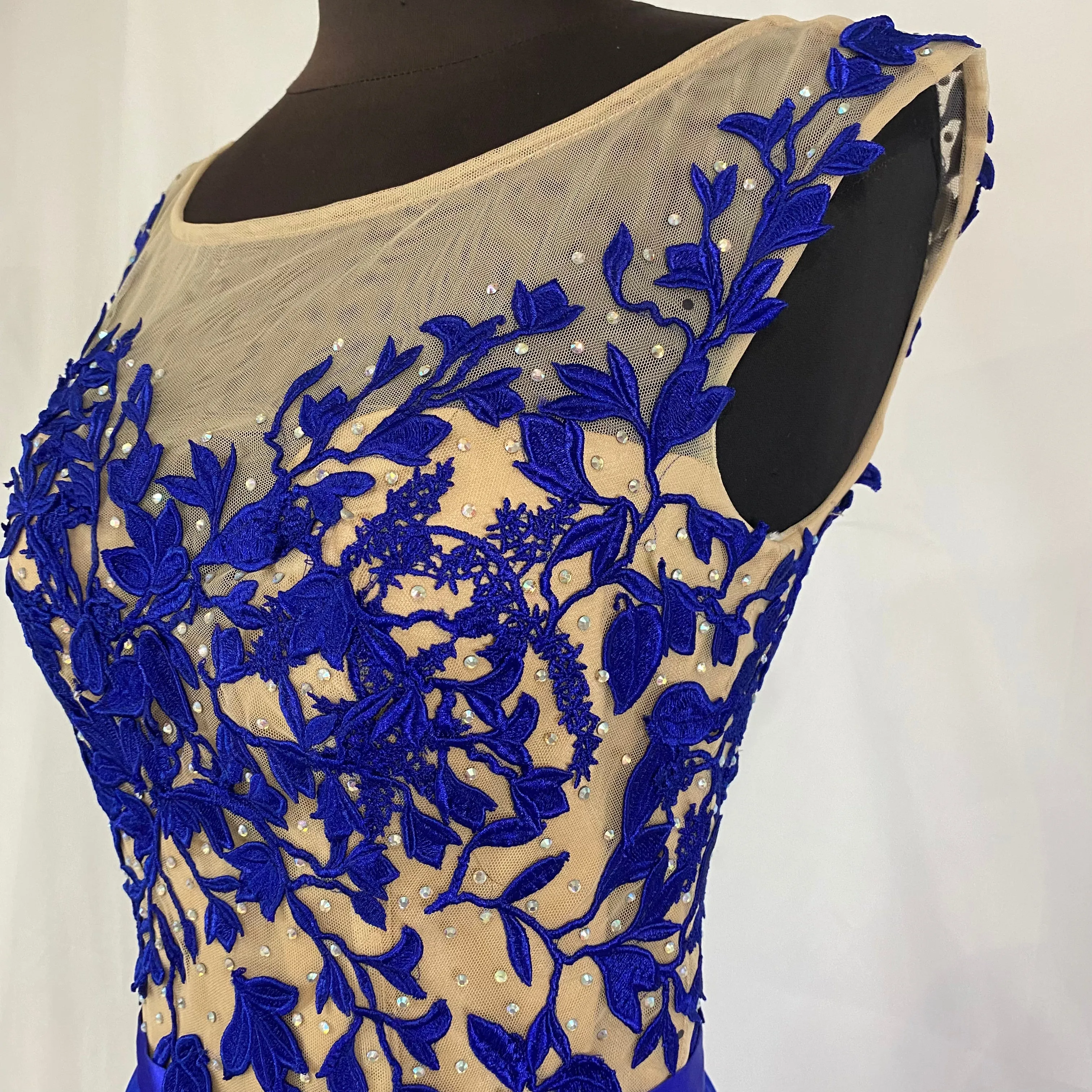 SHERRI HILL 11151 Royal Blue/Nude Cap Sleeve Empire Waist Long Gown Size 6