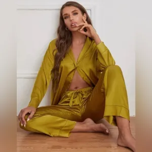 ✨✨Silky Satin Pajama Night Set ✨✨ 💛💛 SZ L New