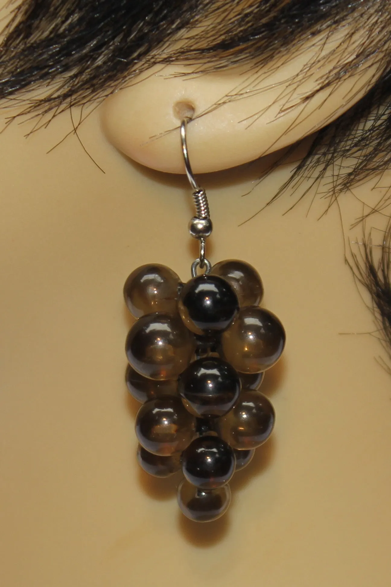 Small Grapes Plexi Earrings