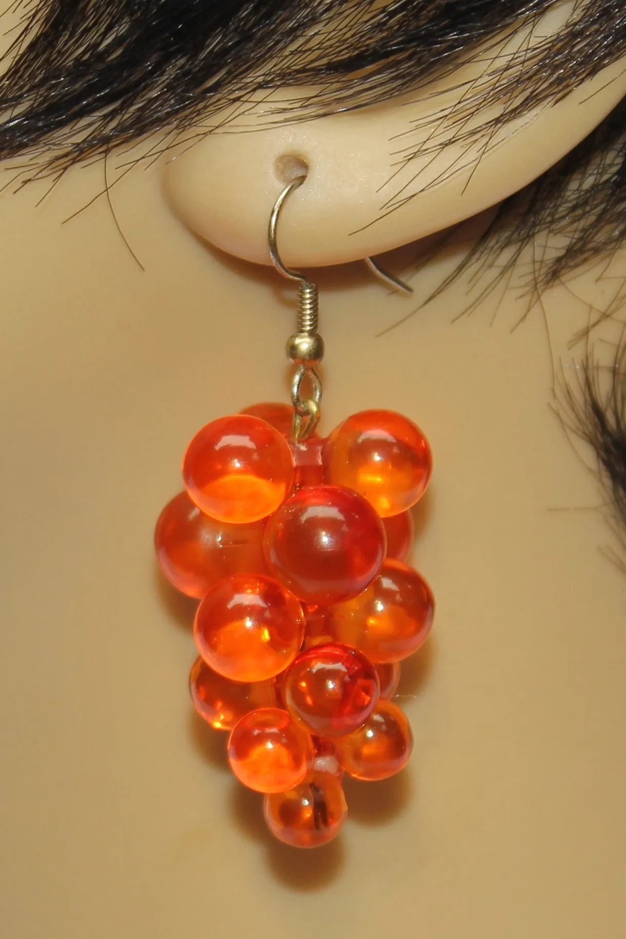 Small Grapes Plexi Earrings