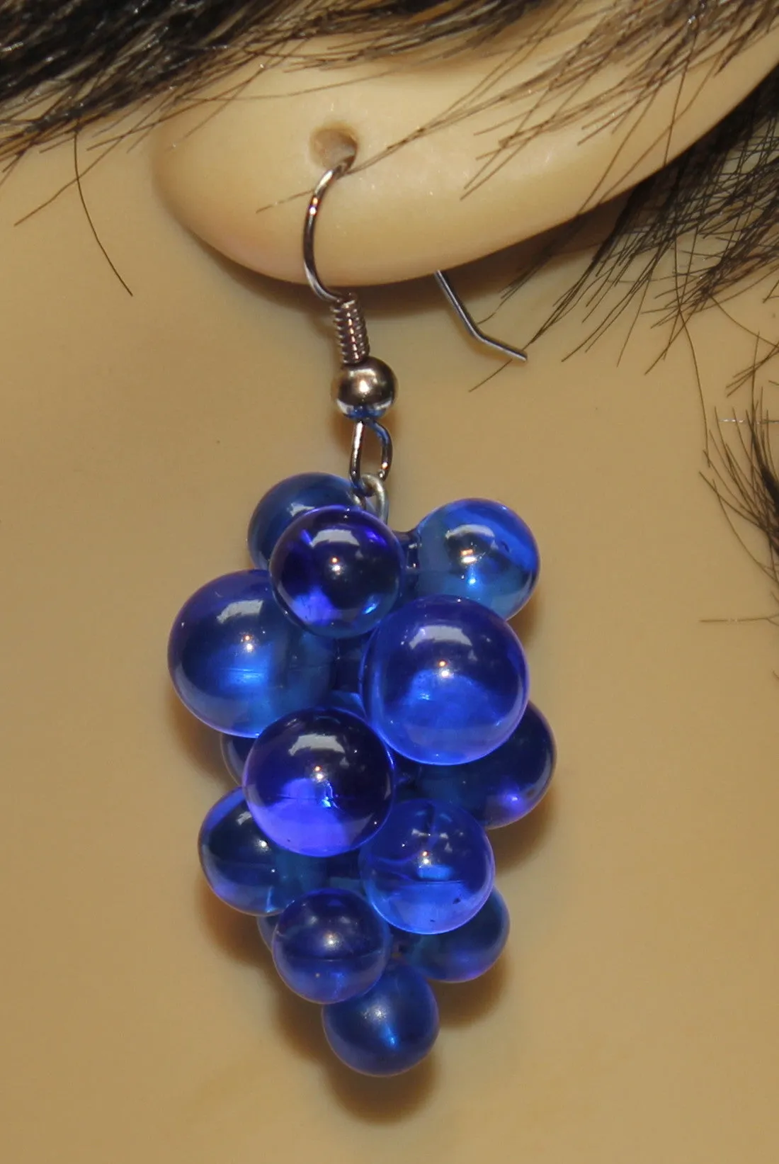 Small Grapes Plexi Earrings