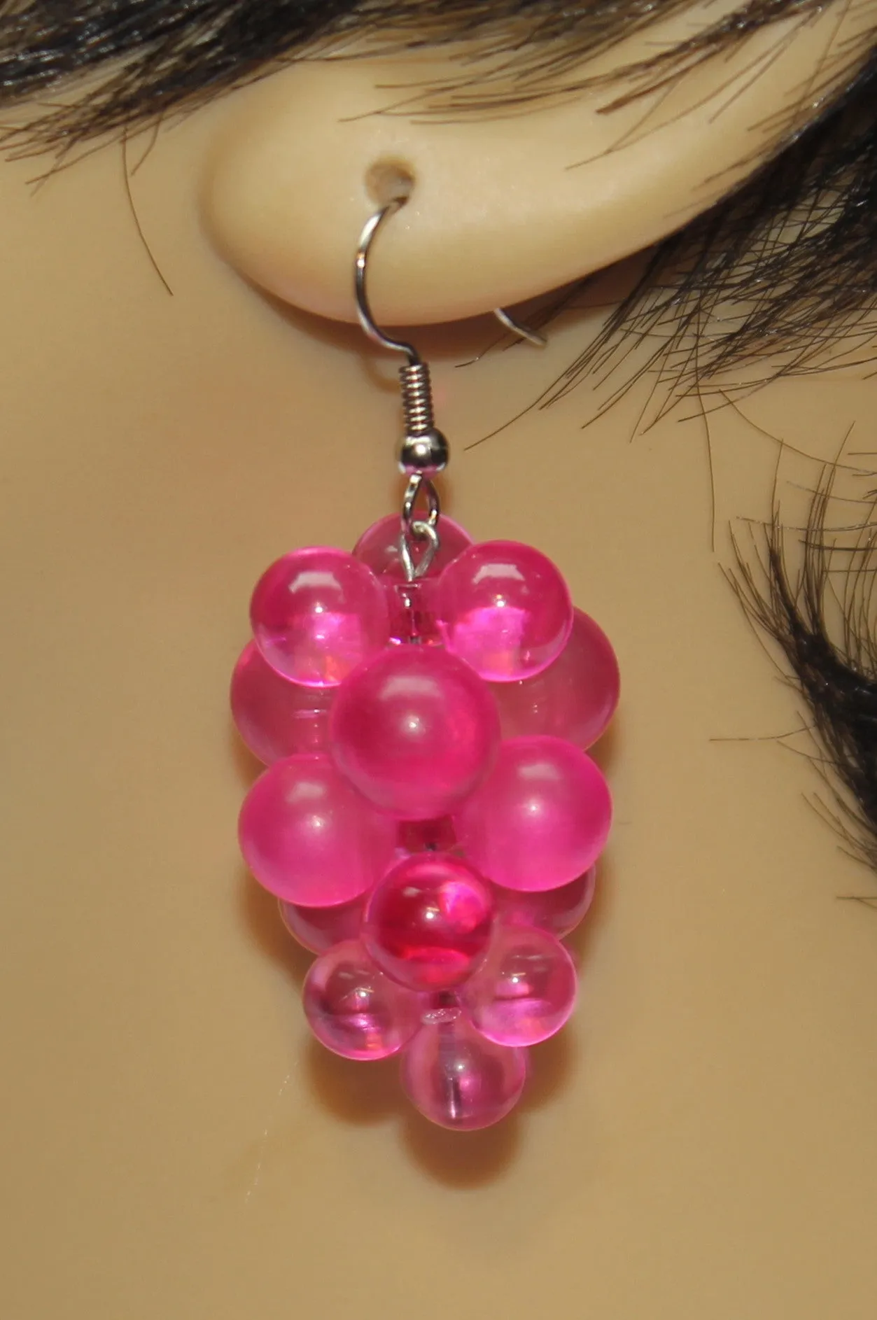 Small Grapes Plexi Earrings