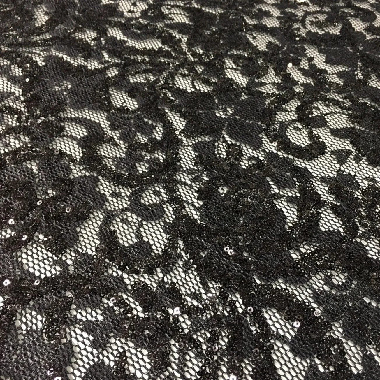 Sparkly Floral Design Sequined Lace Fabric