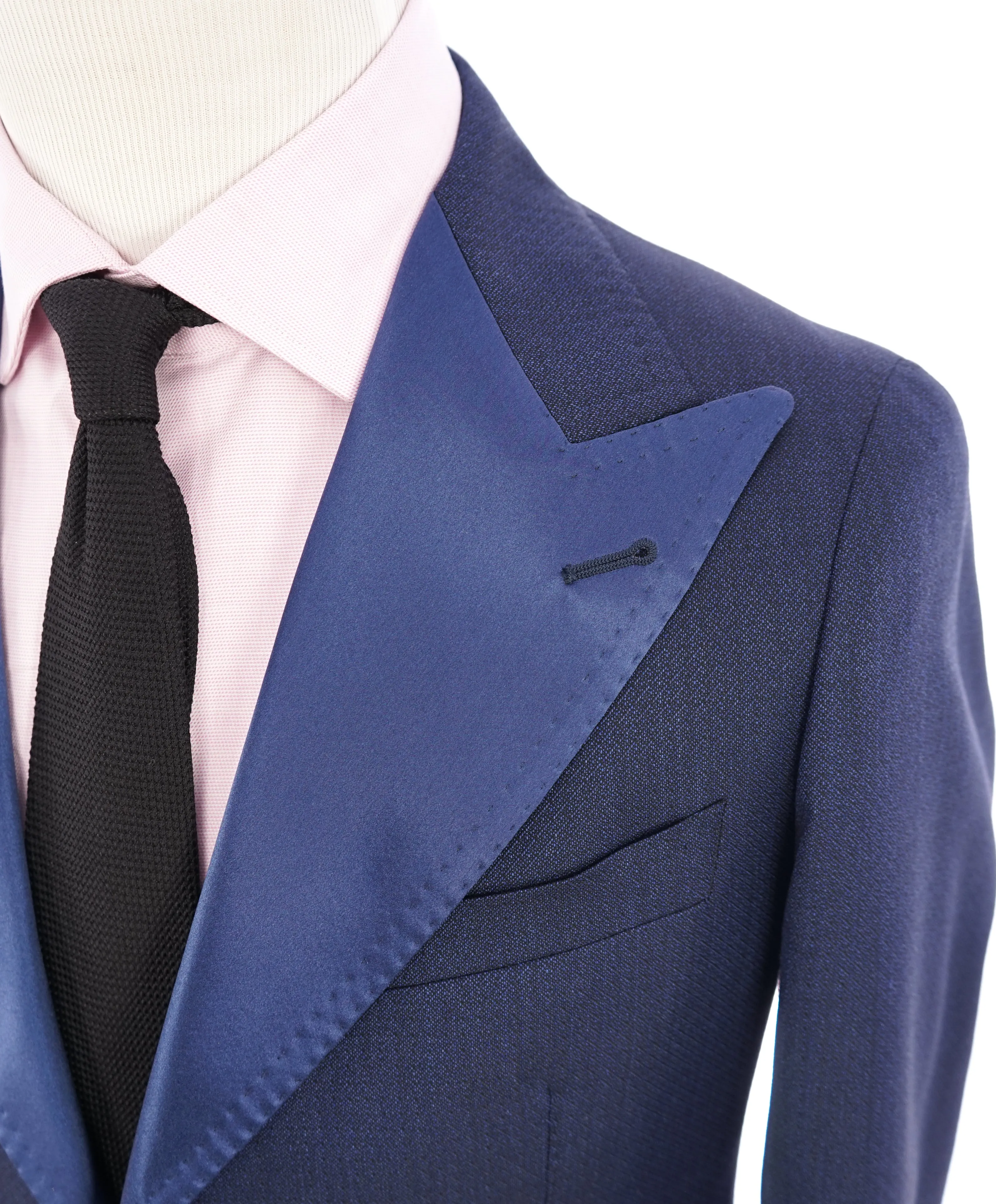 TAGLIATORE - SILK Wide Peak Lapel Geometric Blue SLIM Tuxedo - 40R