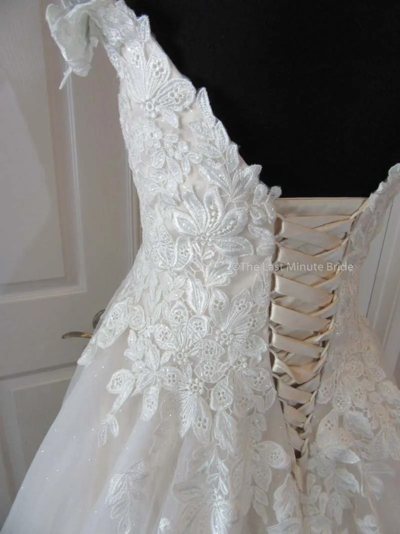 The Last Minute Bride Ashton (In Stock Sizes)