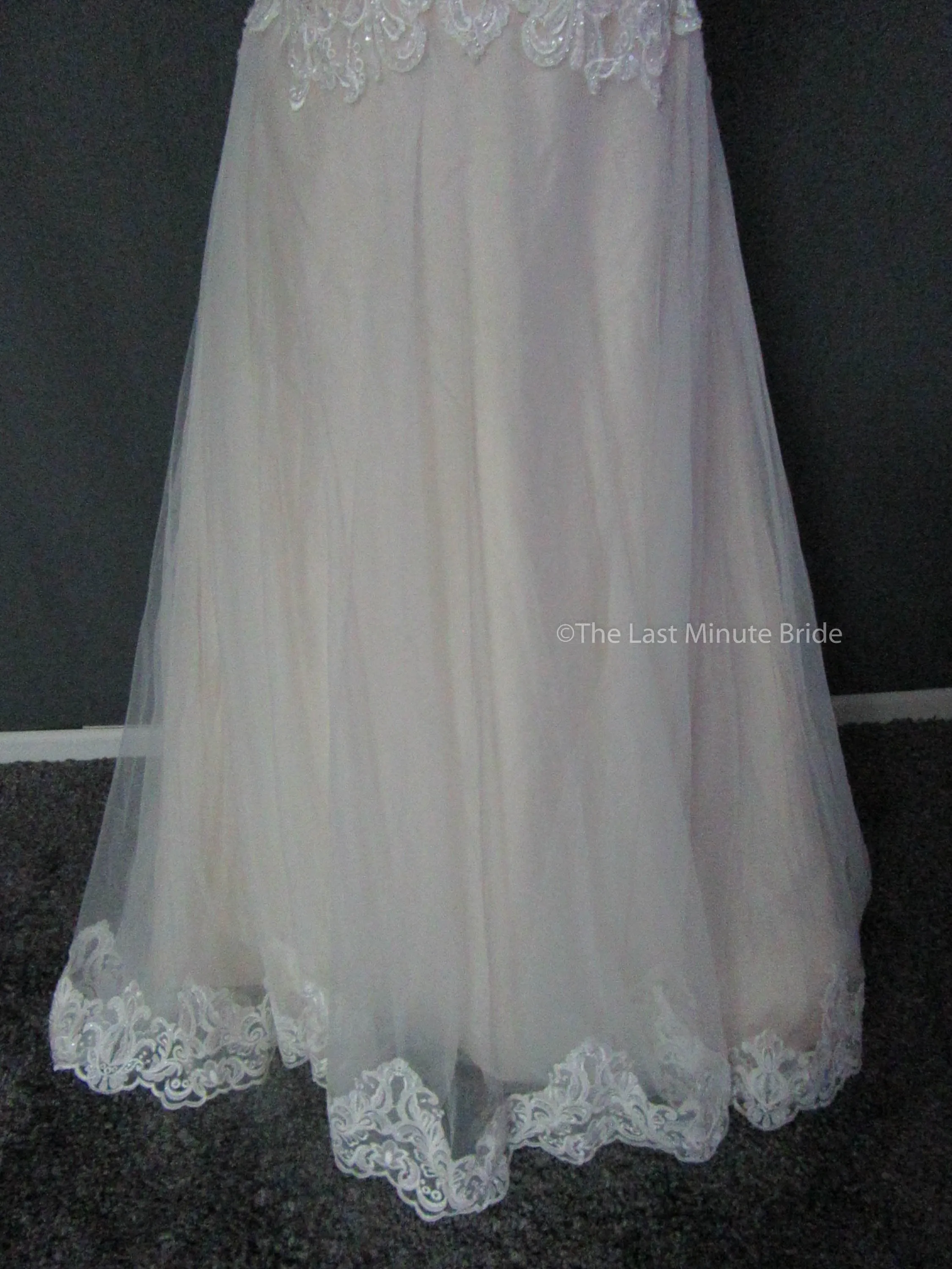 The Last Minute Bride Caroline