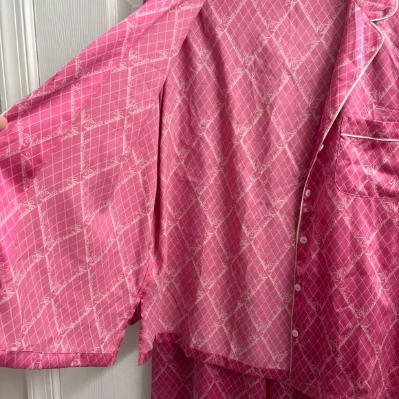 Victoria’s Secret Satin Pajama Set Medium Pink Pants Long Sleeve Button Top