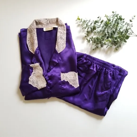 VICTORIA'S SECRET Vintage Gold Label Pajama Set Purple Satin Lace M