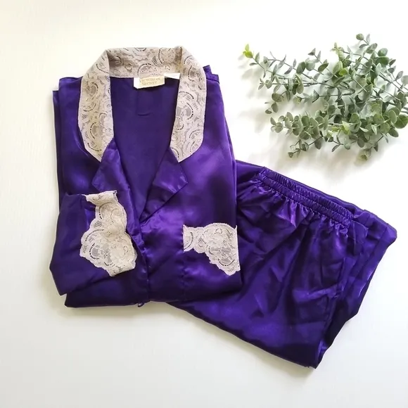 VICTORIA'S SECRET Vintage Gold Label Pajama Set Purple Satin Lace M