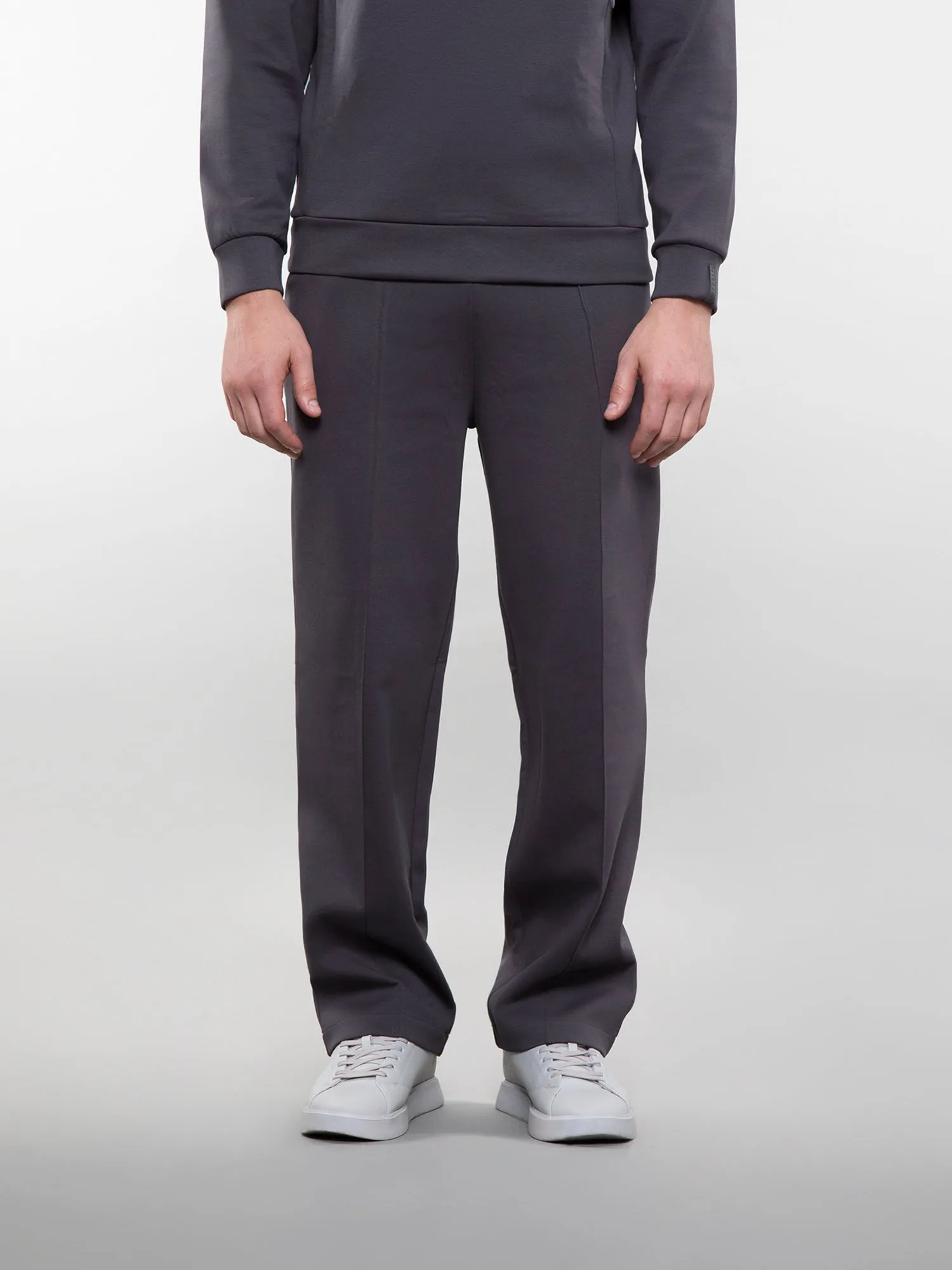 Wide-leg pants